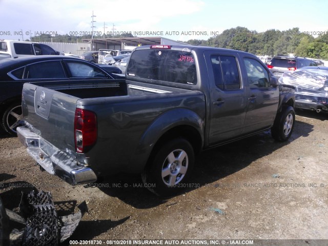 1N6AD09UX8C425764 - 2008 NISSAN FRONTIER CREW CAB LE/SE/OFF ROAD GRAY photo 4