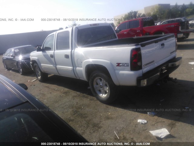 2GCEK13T651286881 - 2005 CHEVROLET SILVERADO K1500 WHITE photo 3