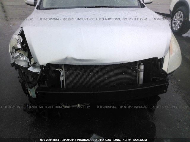 1N4BL24E88C153226 - 2008 NISSAN ALTIMA 3.5SE SILVER photo 6