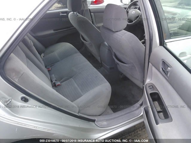 4T1BE32K25U986928 - 2005 TOYOTA CAMRY LE/XLE/SE Gümüş foto 8