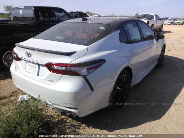 4T1BZ1HK0JU015355 - 2018 TOYOTA CAMRY XSE/XLE Ağ foto 4