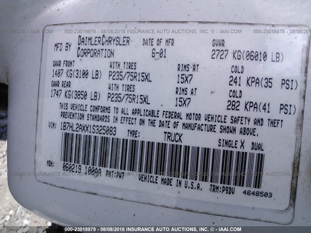 1B7HL2AXX1S325083 - 2001 DODGE DAKOTA QUAD WHITE photo 9