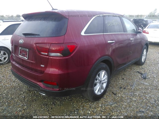 5XYPG4A39KG466517 - 2019 KIA SORENTO LX/L RED photo 4