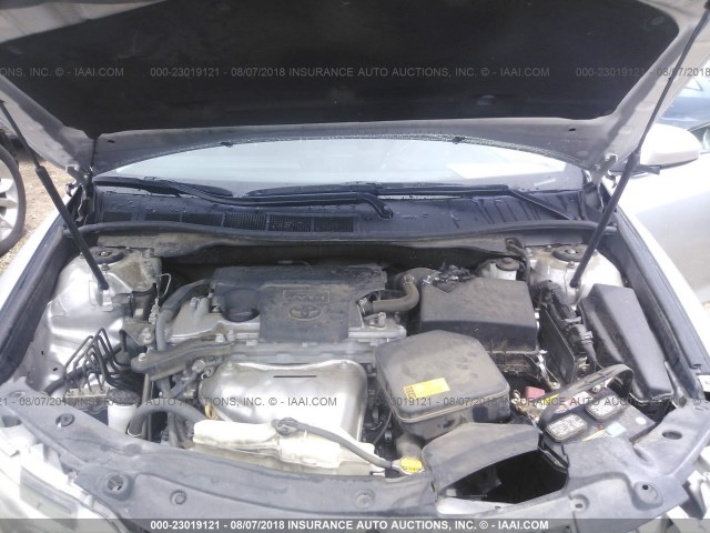 4T1BF1FKXEU369434 - 2014 TOYOTA CAMRY L/SE/LE/XLE 银色 照片 10