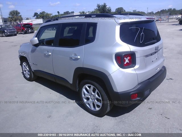 ZACCJABB0JPG84011 - 2018 JEEP RENEGADE LATITUDE SILVER photo 3