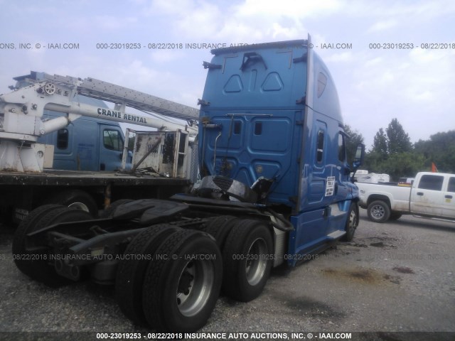 3AKJGLD51FSFN2833 - 2015 FREIGHTLINER CASCADIA 125  BLUE photo 4