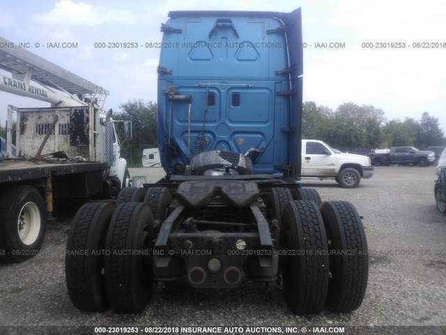 3AKJGLD51FSFN2833 - 2015 FREIGHTLINER CASCADIA 125  BLUE photo 8