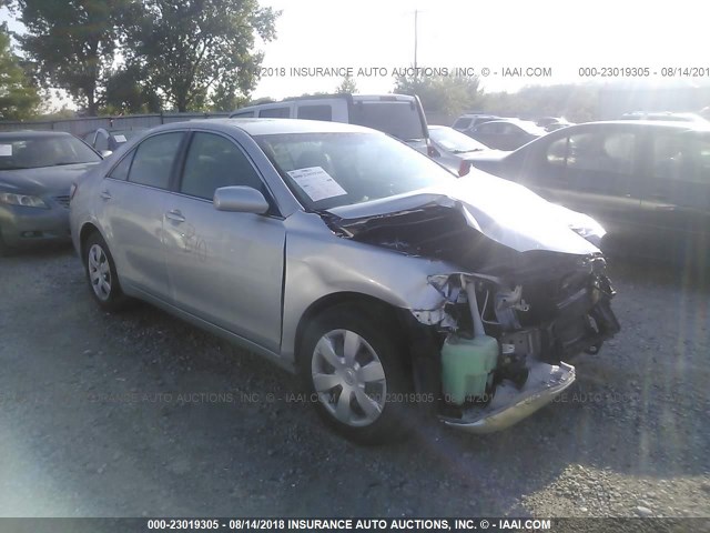 4T1BE46K39U297700 - 2009 TOYOTA CAMRY SE/LE/XLE ვერცხლისფერი ფოტო 1
