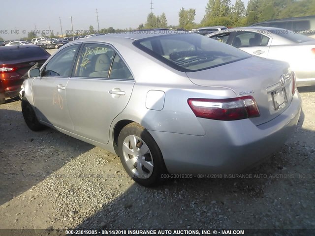 4T1BE46K39U297700 - 2009 TOYOTA CAMRY SE/LE/XLE ვერცხლისფერი ფოტო 3