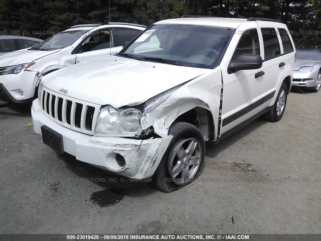 1J8GR48K16C326441 - 2006 JEEP GRAND CHEROKEE LAREDO/COLUMBIA/FREEDOM WHITE photo 6