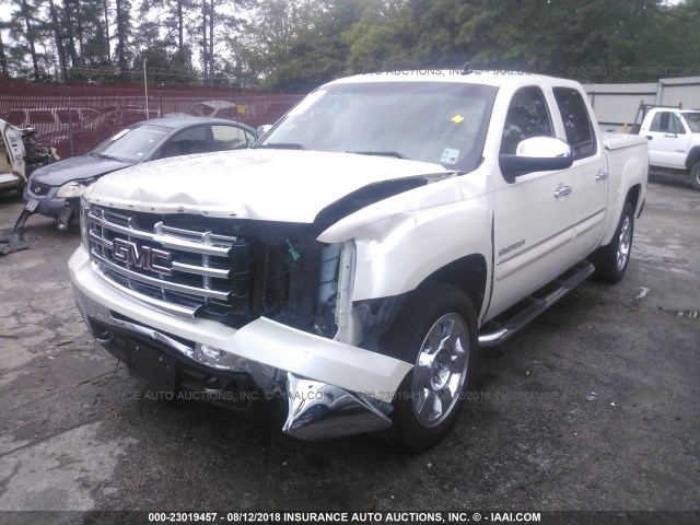 3GTP1WE09BG160688 - 2011 GMC SIERRA C1500 SLT WHITE photo 2