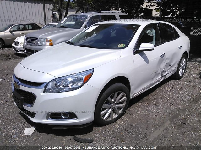 1G11E5SA5GU161870 - 2016 CHEVROLET MALIBU LIMITED LTZ WHITE photo 2