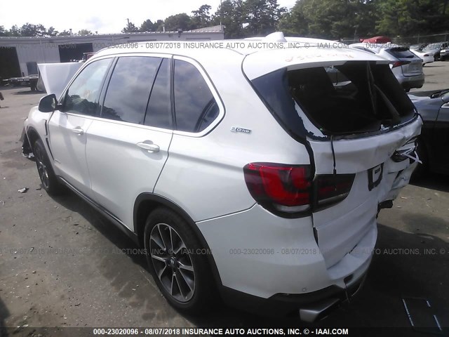 5UXKT0C56J0W00061 - 2018 BMW X5 XDR40E Beyaz fotoğraf 3