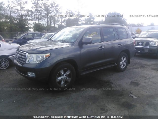 JTMHY05J385001252 - 2008 TOYOTA LAND CRUISER  GRAY photo 2