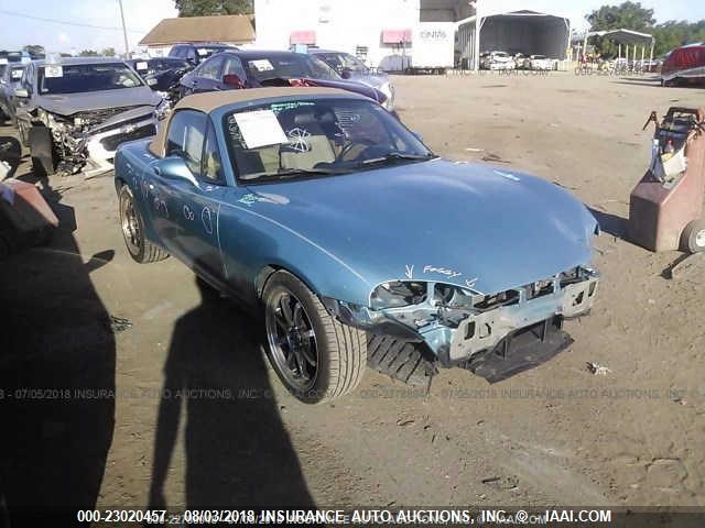 JM1NB353620230259 - 2002 MAZDA MX-5 MIATA LS Light Blue photo 1