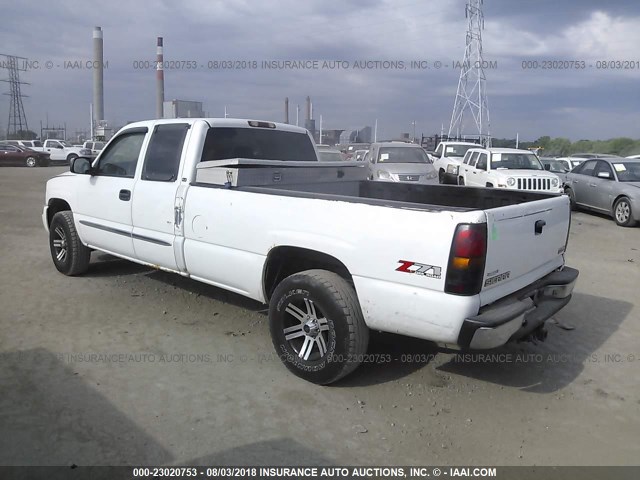 1GTEK19T34E189836 - 2004 GMC NEW SIERRA K1500 WHITE photo 3