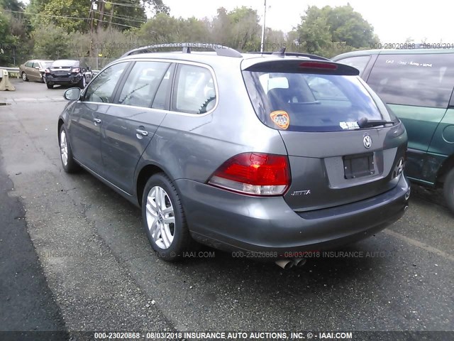 3VWTL7AJ7AM687008 - 2010 VOLKSWAGEN JETTA TDI GRAY photo 3