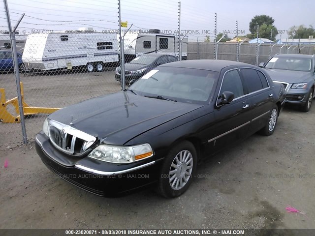 1LNHM84W56Y640263 - 2006 LINCOLN TOWN CAR EXECUTIVE L BLACK photo 2