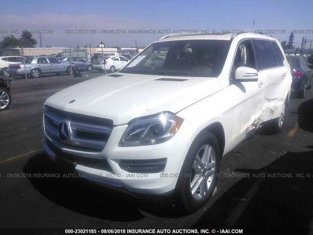 4JGDF7CE1DA169648 - 2013 MERCEDES-BENZ GL 450 4MATIC WHITE photo 2