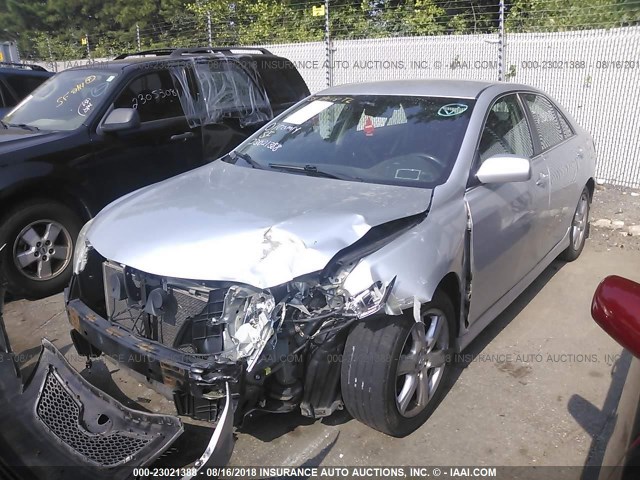 4T1BE46K37U045703 - 2007 TOYOTA CAMRY NEW GENERAT CE/LE/XLE/SE SILVER photo 2