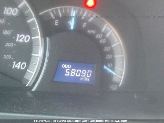 4T1BF1FK7CU506357 - 2012 TOYOTA CAMRY SE/LE/XLE ნაცრისფერი ფოტო 7