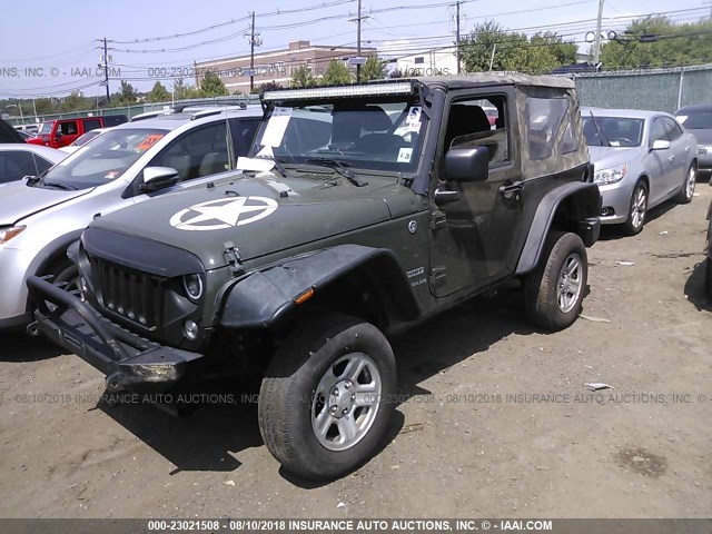 1C4AJWAGXFL642121 - 2015 JEEP WRANGLER SPORT GREEN photo 2