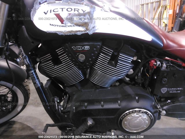 5VPWB36N7G3045195 - 2016 VICTORY MOTORCYCLES HIGH-BALL შავი ფოტო 9