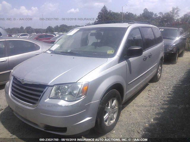 2A8HR44H38R123916 - 2008 CHRYSLER TOWN & COUNTRY LX SILVER photo 2