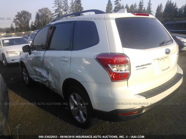 JF2SJABC6GH497507 - 2016 SUBARU FORESTER 2.5I WHITE photo 3