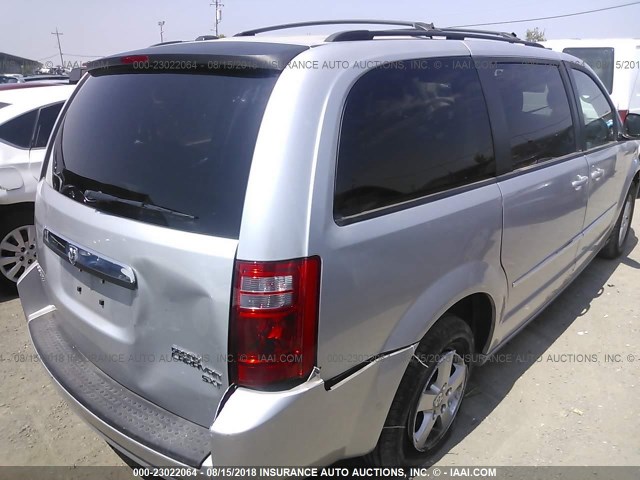 2D4RN5D17AR283712 - 2010 DODGE GRAND CARAVAN SXT SILVER photo 4