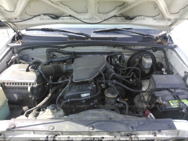 5TENX22N05Z116361 - 2005 TOYOTA TACOMA WHITE photo 10