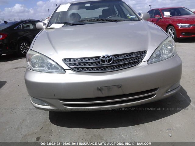 4T1BE32K34U850192 - 2004 TOYOTA CAMRY LE/XLE/SE 金色 照片 6
