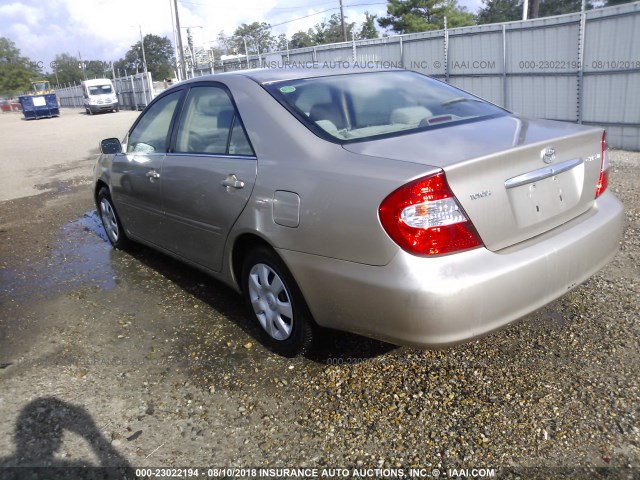 4T1BE32K82U629006 - 2002 TOYOTA CAMRY LE/XLE/SE Алтын фото 3