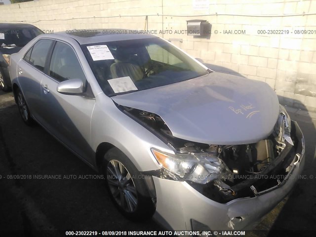4T4BF1FK3CR233181 - 2012 TOYOTA CAMRY SE/LE/XLE 银色 照片 1