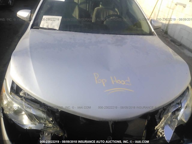 4T4BF1FK3CR233181 - 2012 TOYOTA CAMRY SE/LE/XLE 银色 照片 10