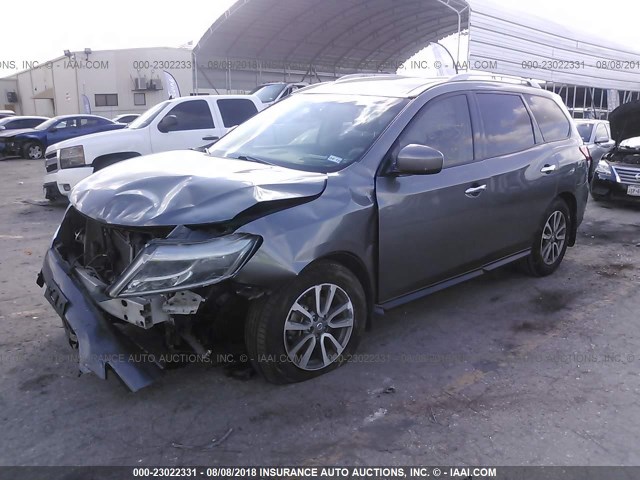 5N1AR2MN8FC655571 - 2015 NISSAN PATHFINDER S/SV/SL/PLATINUM GRAY photo 2
