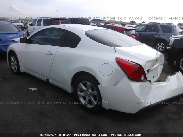 1N4AL24E68C247245 - 2008 NISSAN ALTIMA 2.5S WHITE photo 3