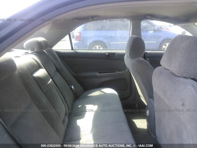 4T1BE32K92U602171 - 2002 TOYOTA CAMRY LE/XLE/SE Mavi foto 8