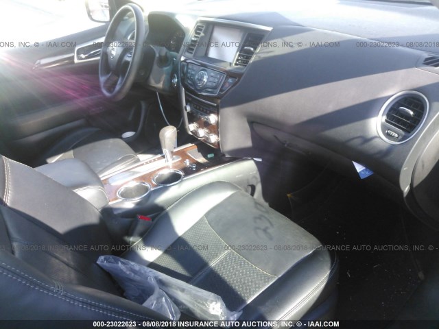 5N1AR2MN4FC689538 - 2015 NISSAN PATHFINDER S/SV/SL/PLATINUM BLUE photo 5