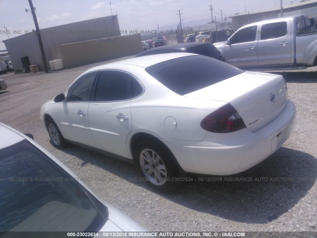 2G4WC532951300574 - 2005 BUICK LACROSSE CX WHITE photo 3