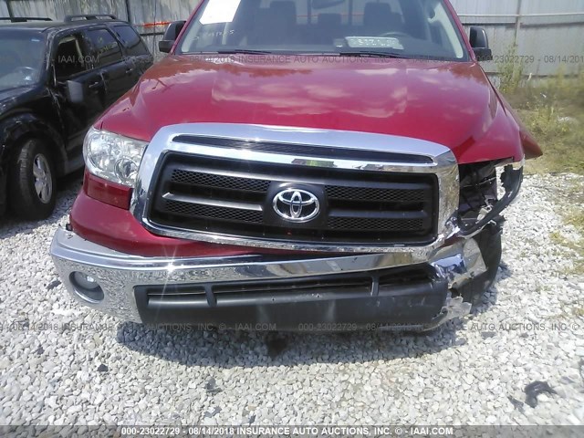 5TFUW5F15DX321199 - 2013 TOYOTA TUNDRA DOUBLE CAB SR5 RED photo 6