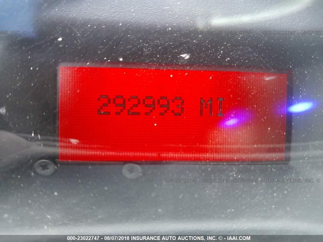 2G2WR544541374709 - 2004 PONTIAC GRAND PRIX GTP ვერცხლისფერი ფოტო 7