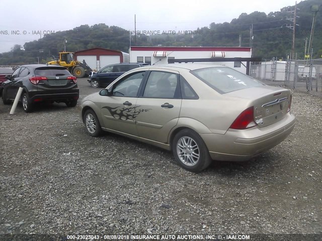 1FAHP383XYW397181 - 2000 FORD FOCUS ZTS GOLD photo 3