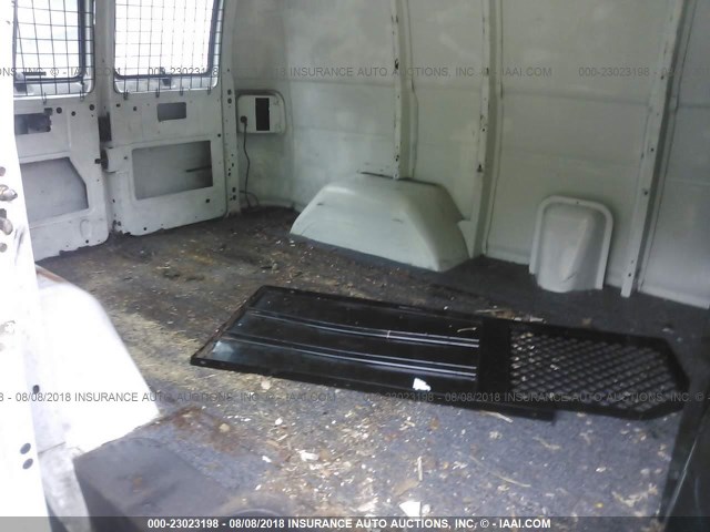 2B7HB11X51K534206 - 2001 DODGE RAM VAN B1500 თეთრი ფოტო 8