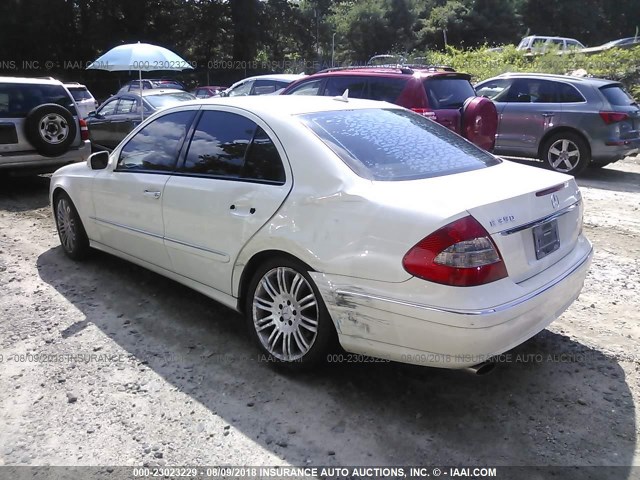 WDBUF87X57B165217 - 2007 MERCEDES-BENZ E 350 4MATIC WHITE photo 3