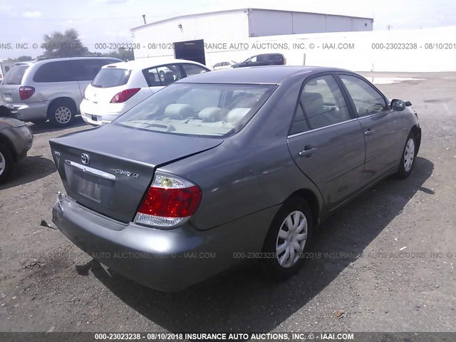 4T1BE32K45U505867 - 2005 TOYOTA CAMRY LE/XLE/SE GRAY photo 4