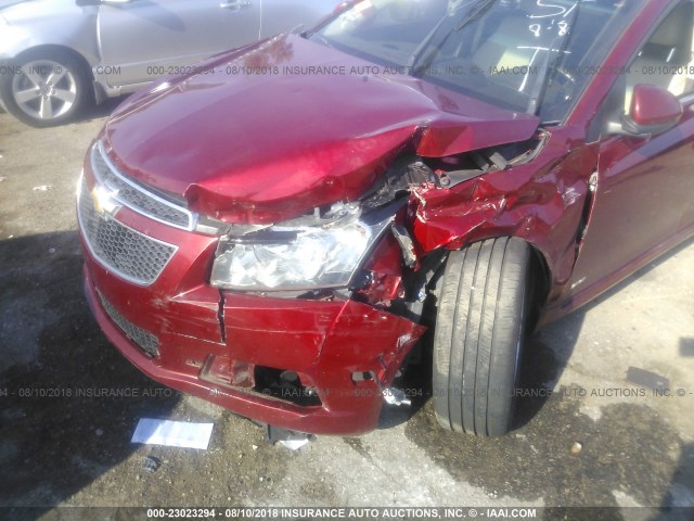 1G1PE5SB5D7105764 - 2013 CHEVROLET CRUZE LT RED photo 6