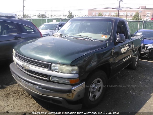 1GCEC14W12Z104142 - 2002 CHEVROLET SILVERADO C1500 GREEN photo 2