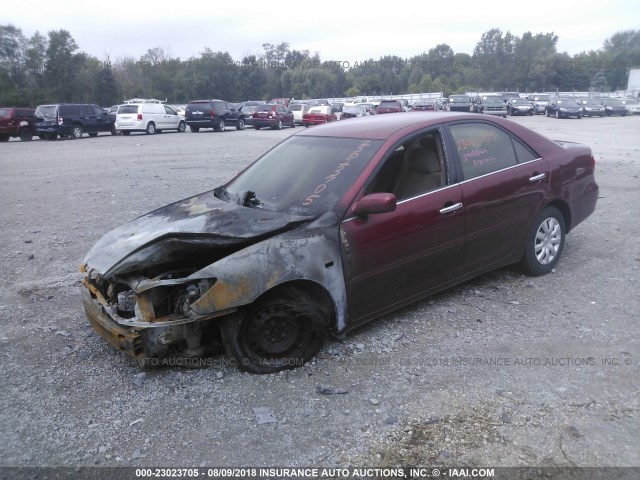 4T1BE32K15U027116 - 2005 TOYOTA CAMRY LE/XLE/SE 栗色 照片 2