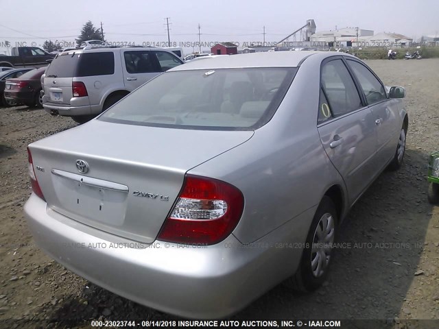 4T1BE32K34U913596 - 2004 TOYOTA CAMRY LE/XLE/SE Gümüş foto 4